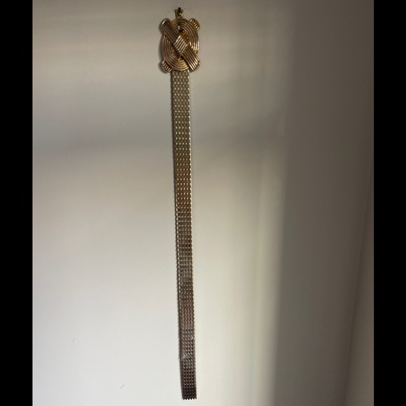 1980’s vintage gold belt that is stretchy - Picture 2 of 5